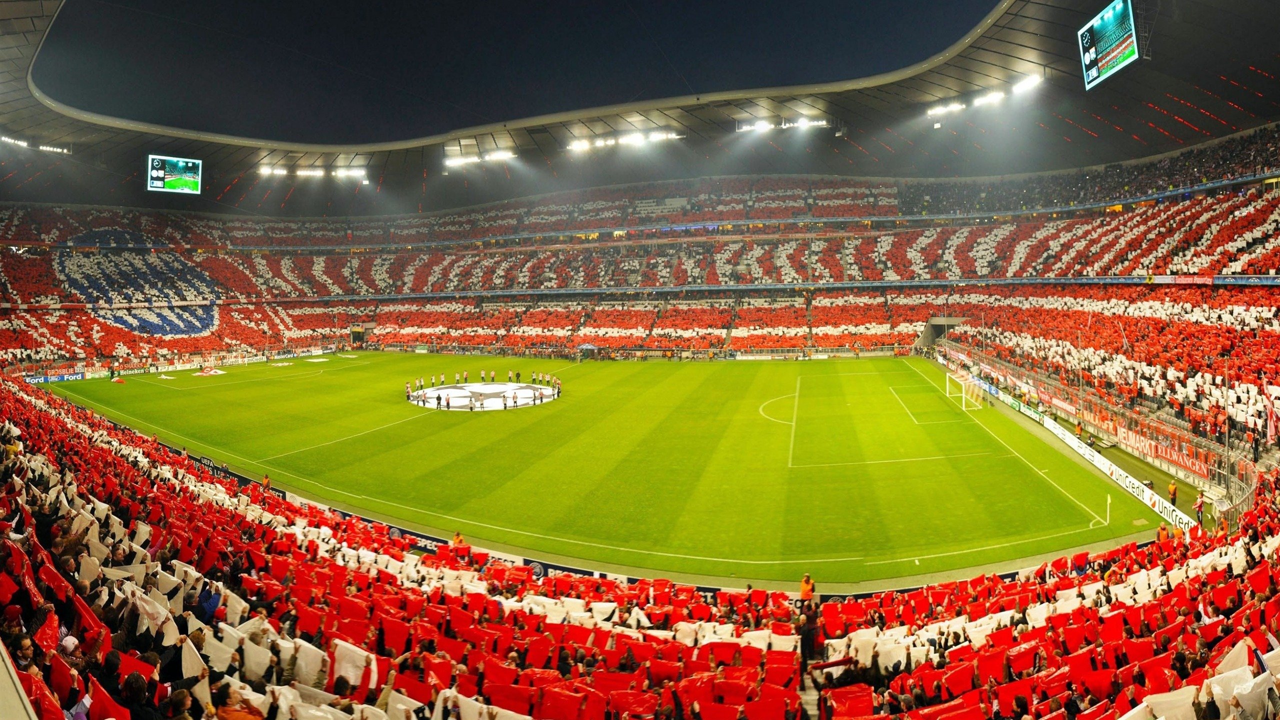 西甲：皇马在客场2-0完胜巴萨，阵势领先积分榜，皇马vs巴萨西甲第七轮2比2