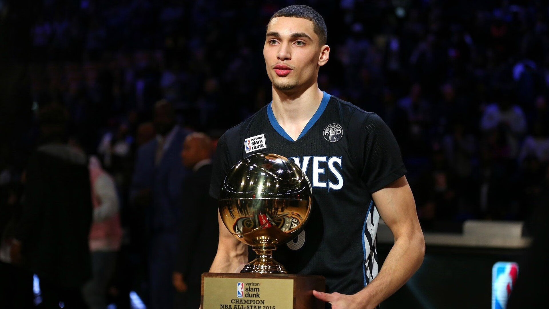 赛场“美技”不断：那些令人目不转睛的精彩表演